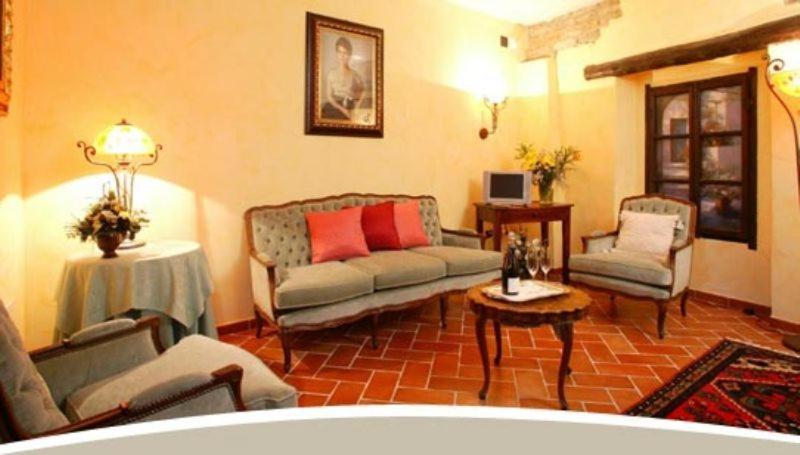 La Maragliana Aparthotel Castel Rocchero Buitenkant foto